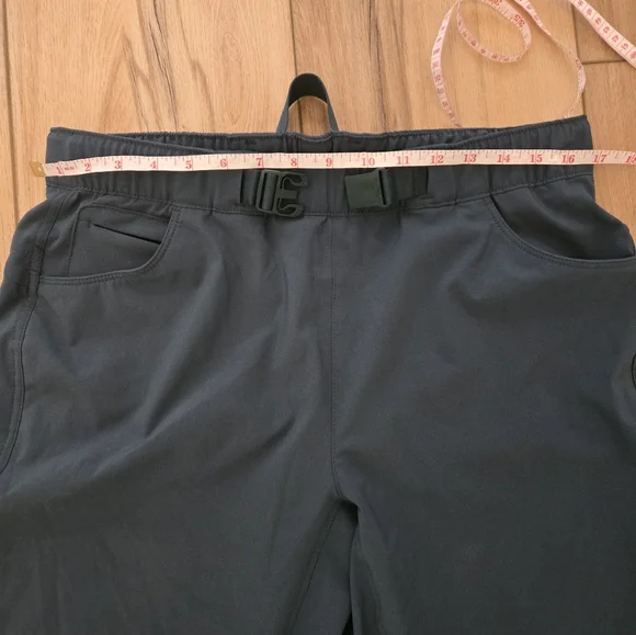 Eddie Bauer Technical Pants Size 10 - Picture 2 of 5